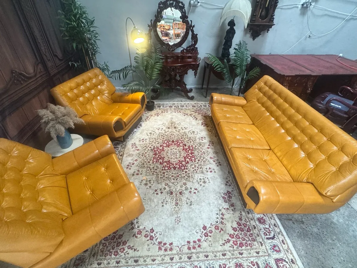 1950 antique 3-1-1 seater suite - Image 1