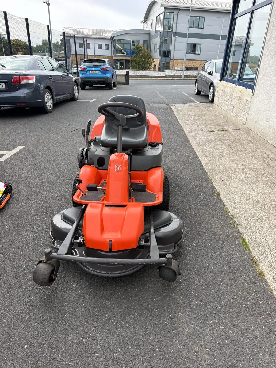 Husqvarna R18 AWD front deck rider - Image 2