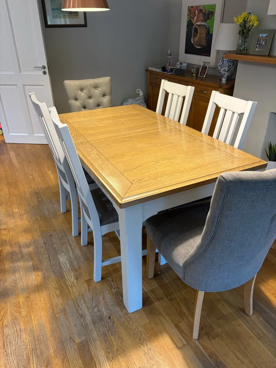 Kitchen Table and Chairs - Image 1