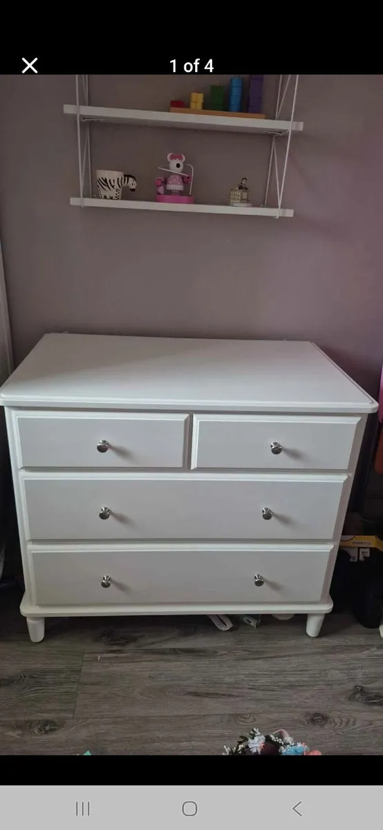 Wardrobe and chest of drawers - Image 2