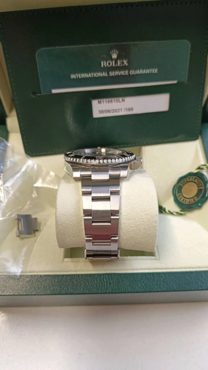 Rolex Submariner Date - Image 2