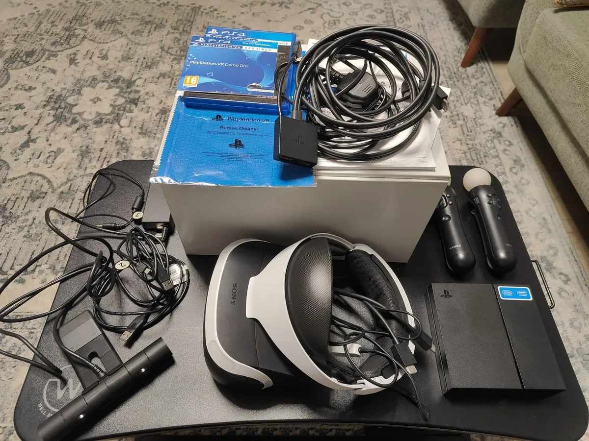 PlayStation VR Set! - Image 1