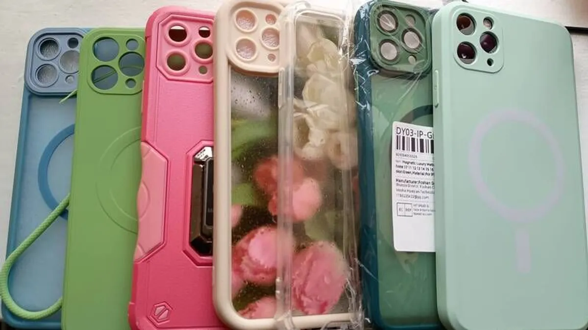iPhone - Image 1