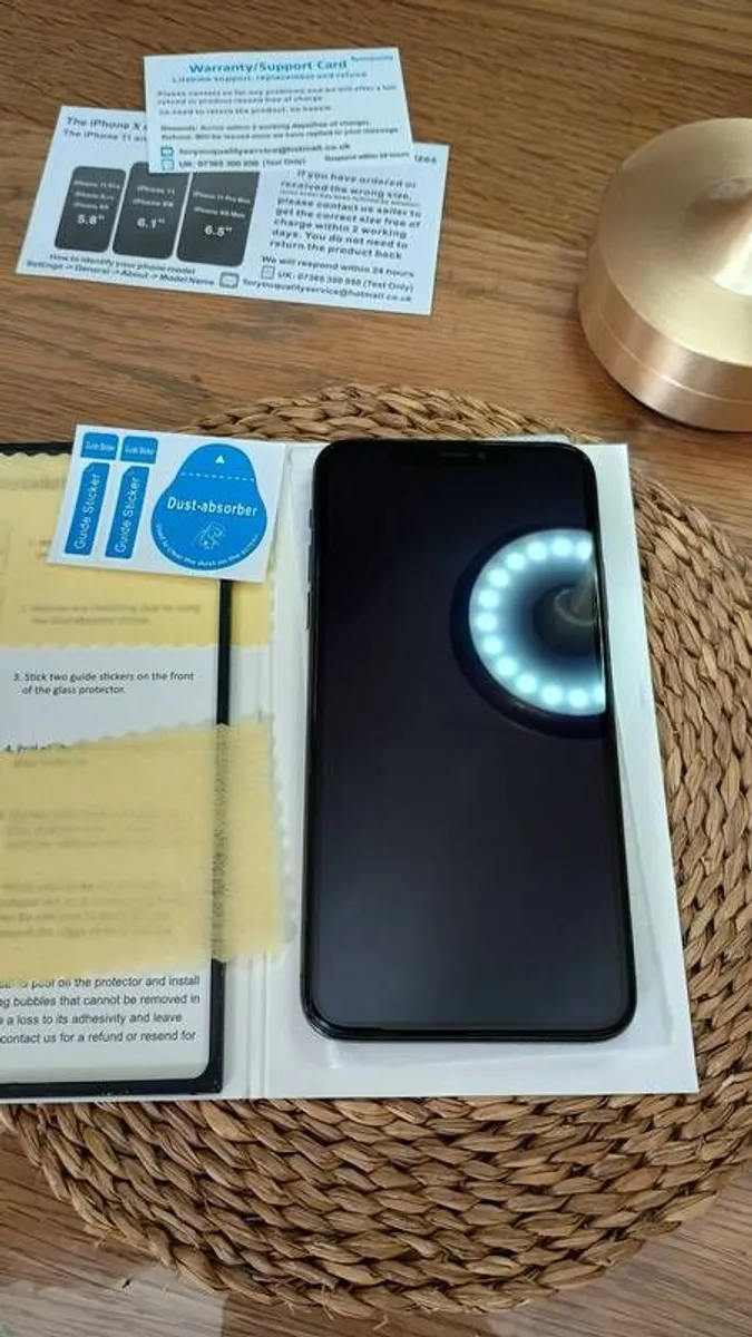 iPhone - Image 2