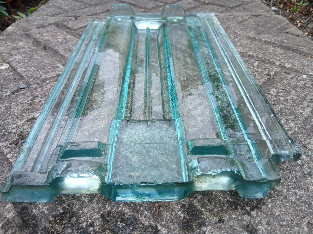 Glass roof tiled - Image 1