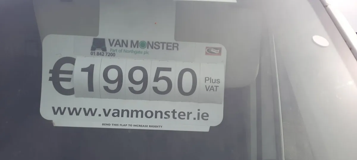 VW Crafter MWB 2021, €19,950.00 plus VAT @ 23% - Image 3