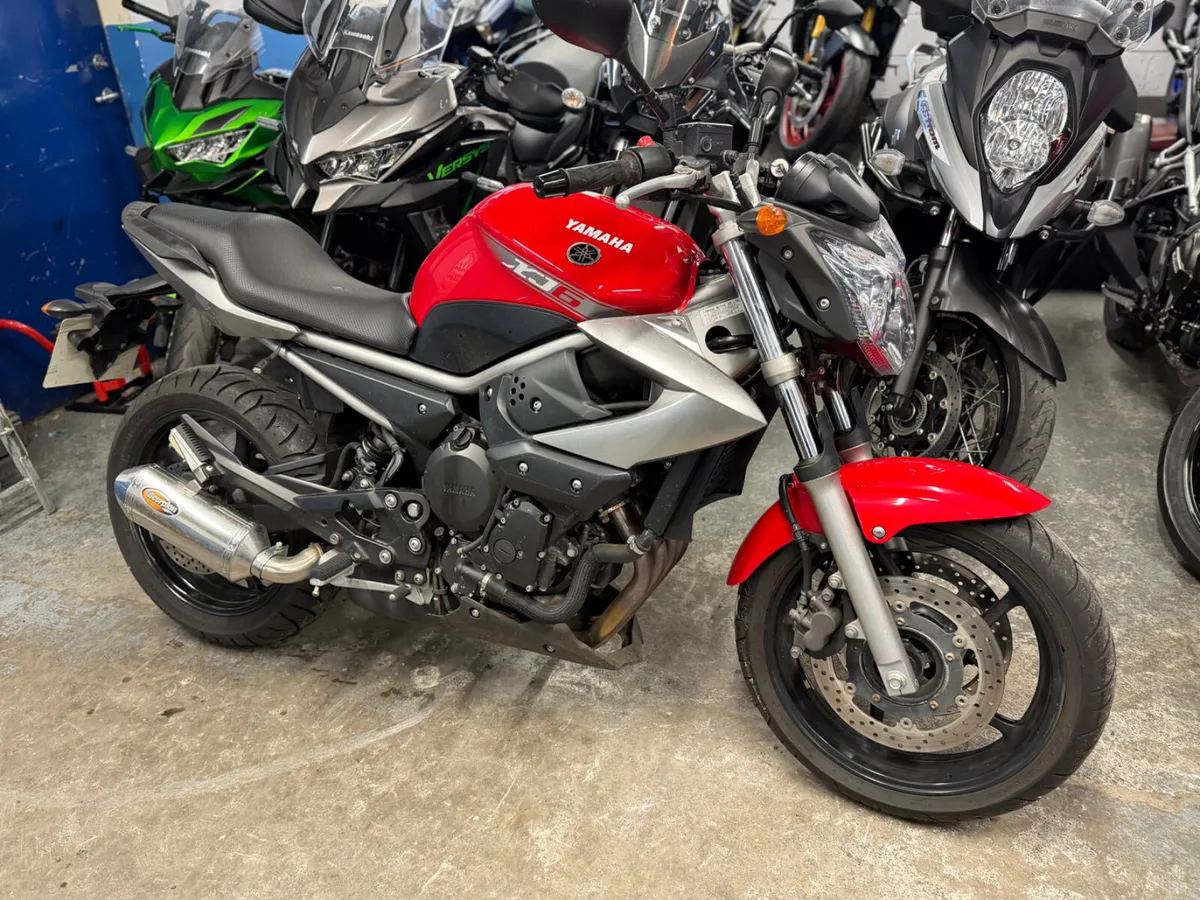2011 YAMAHA XJ6 - Image 2
