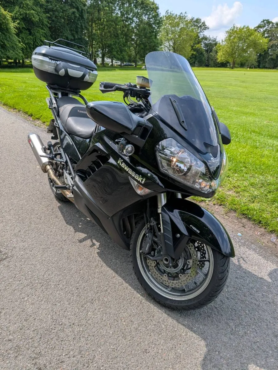 Kawasaki GTR1400 2009 - Image 1