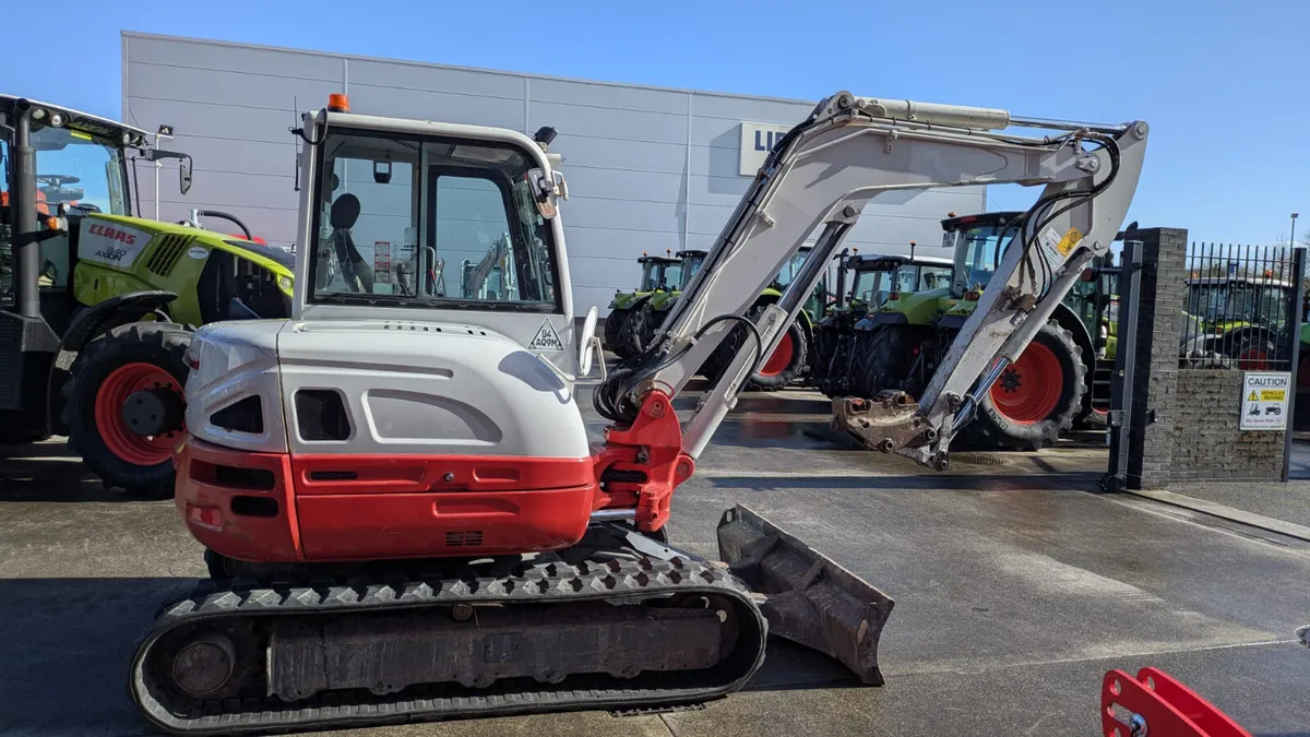 TAKEUCHI TB260 - 2017 - Image 3
