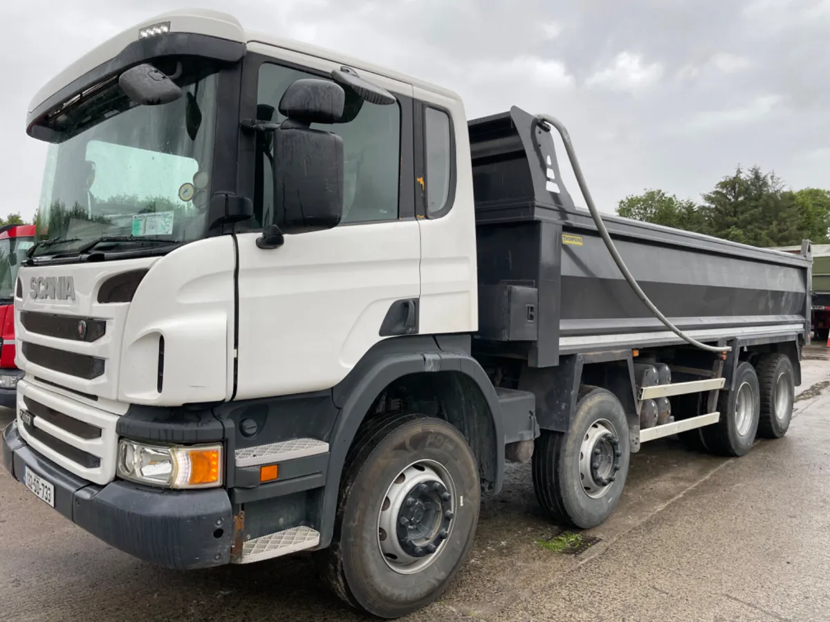 Scania P400 8x4 tipper 2013 - Image 2
