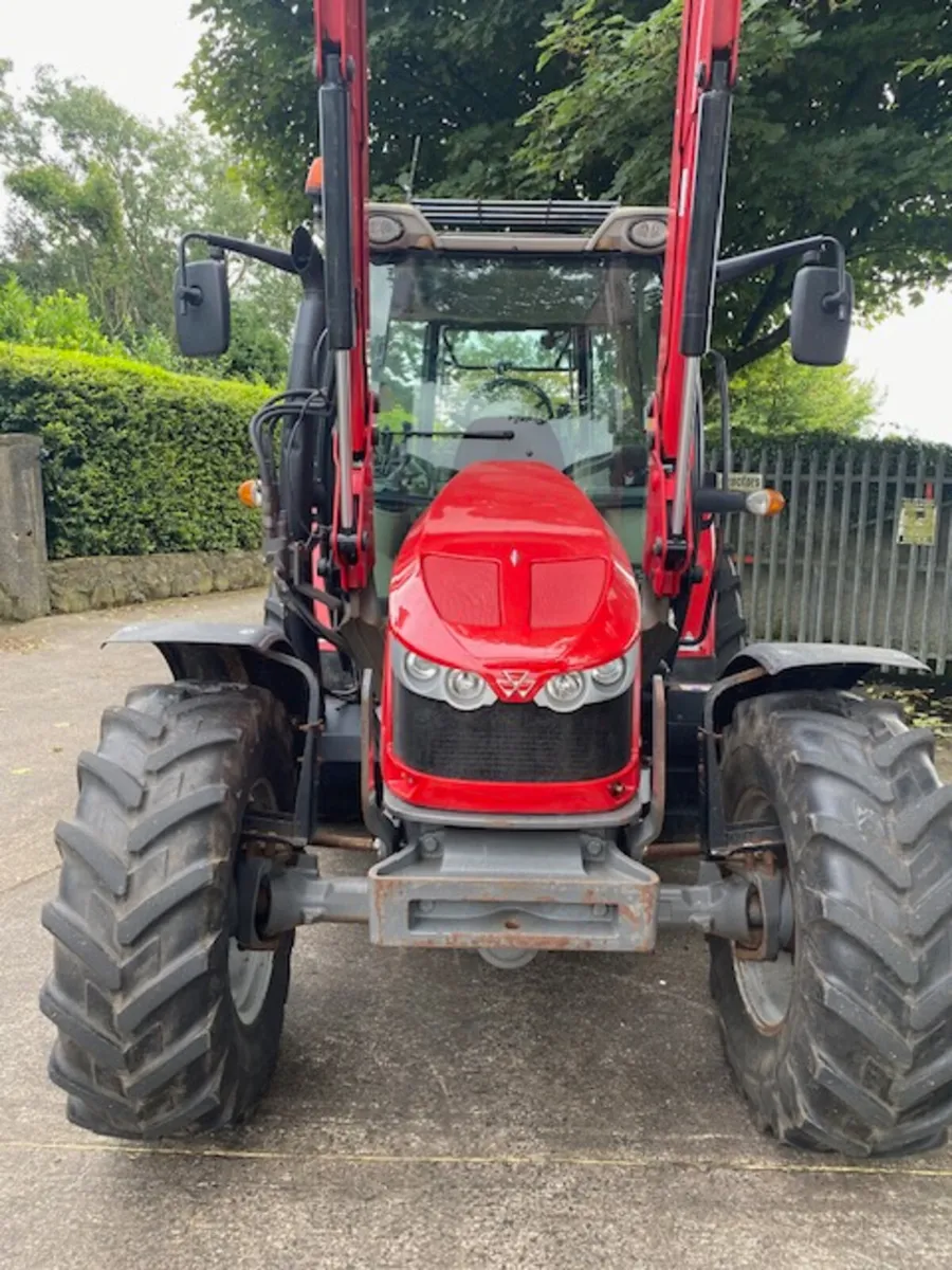 2014 Massey Ferguson 5612 Dyna-4 c/w 946 Loader - Image 2