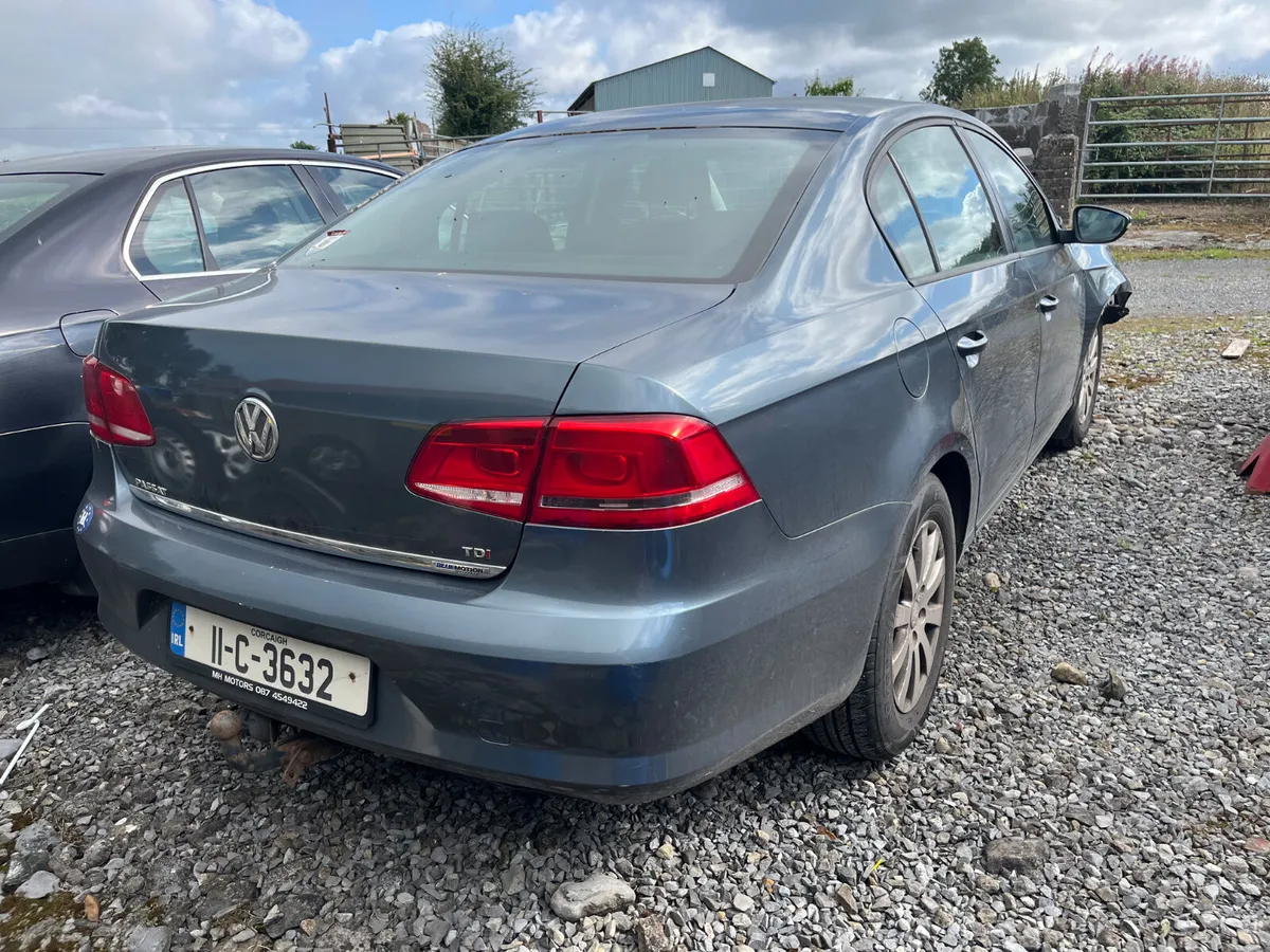 2011 volkswagen passat 1.6 tdi - Image 2