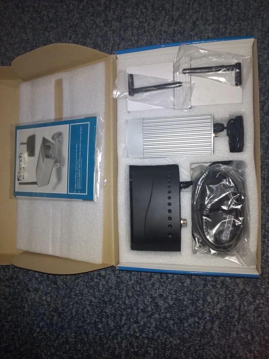 Indoor/outdoor surveillance CCTV camera - Image 2