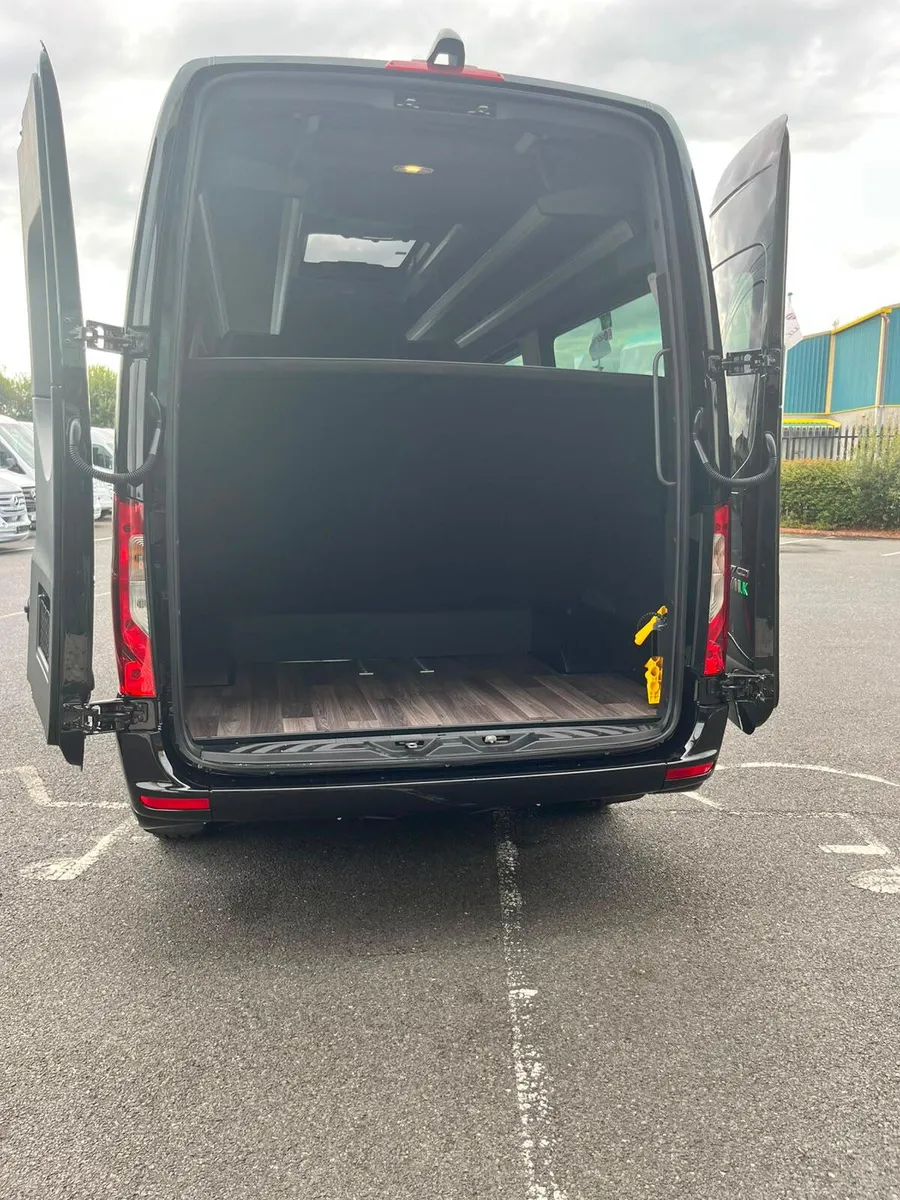 EVM Trend Diesel Minibus (10 Seats) - Image 4
