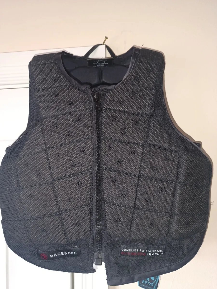 Horse riding body protector - Image 1