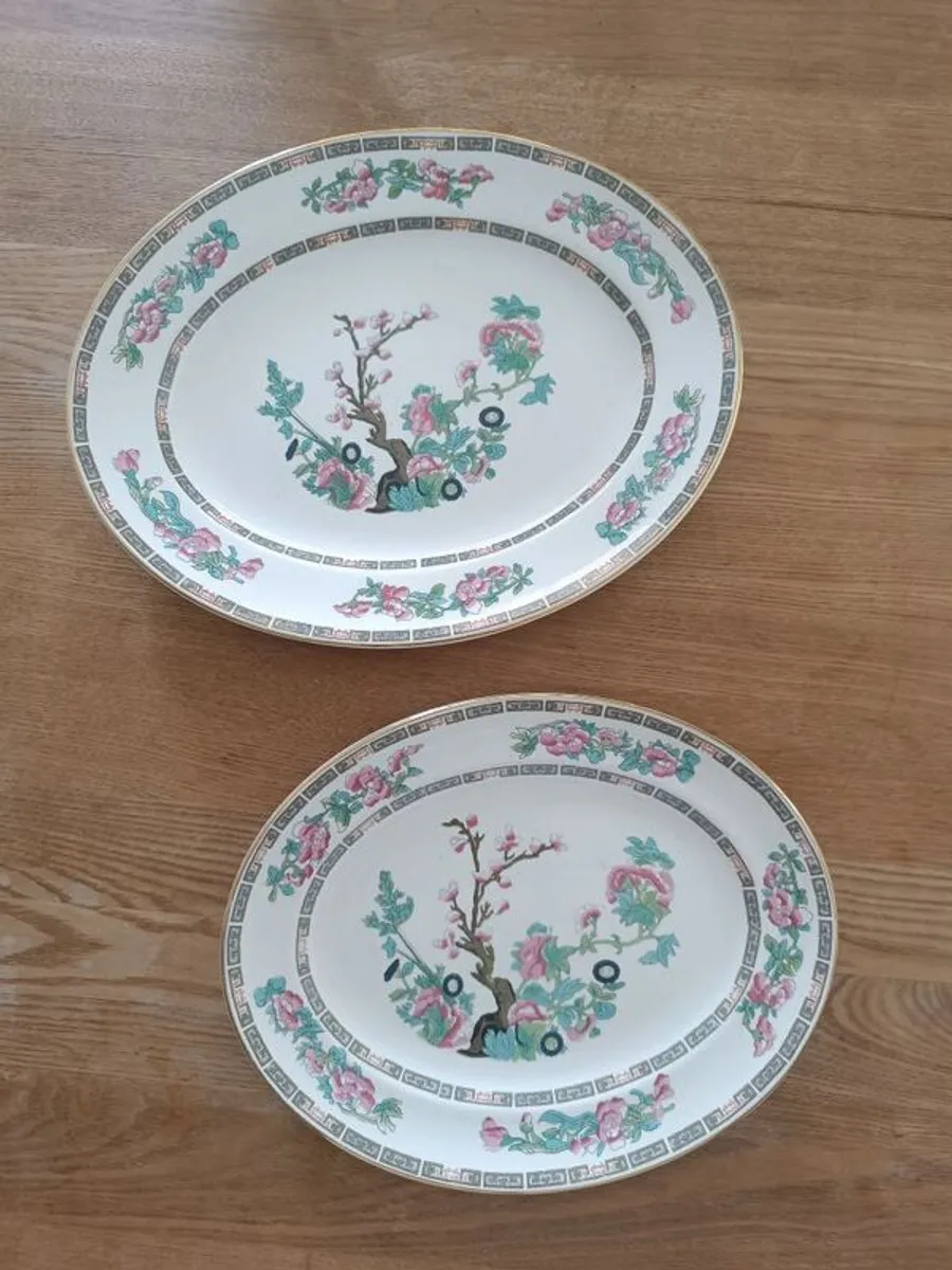 Pair of Vintage Arklow Pottery Famel Rose Serving Platters: 1973 - Image 1