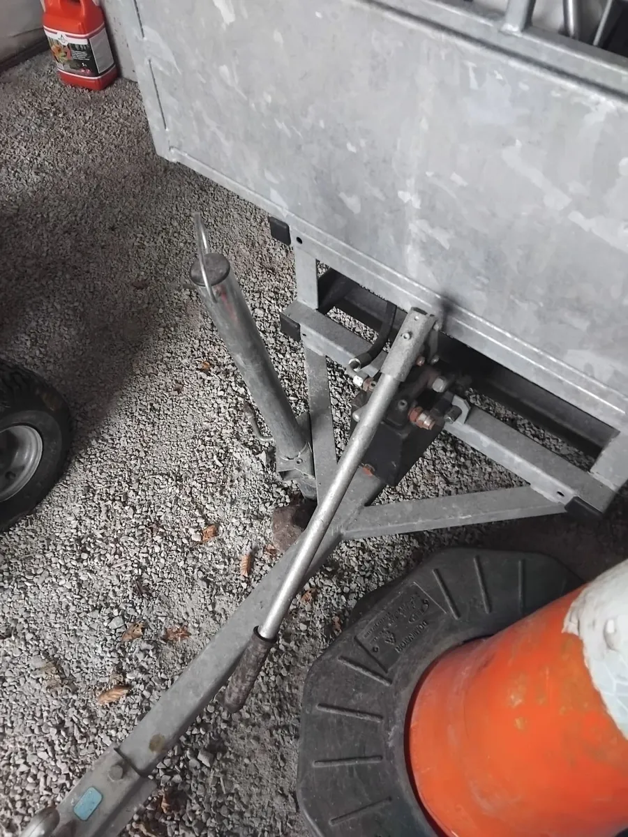 Quad Tipper Trailer - Image 4