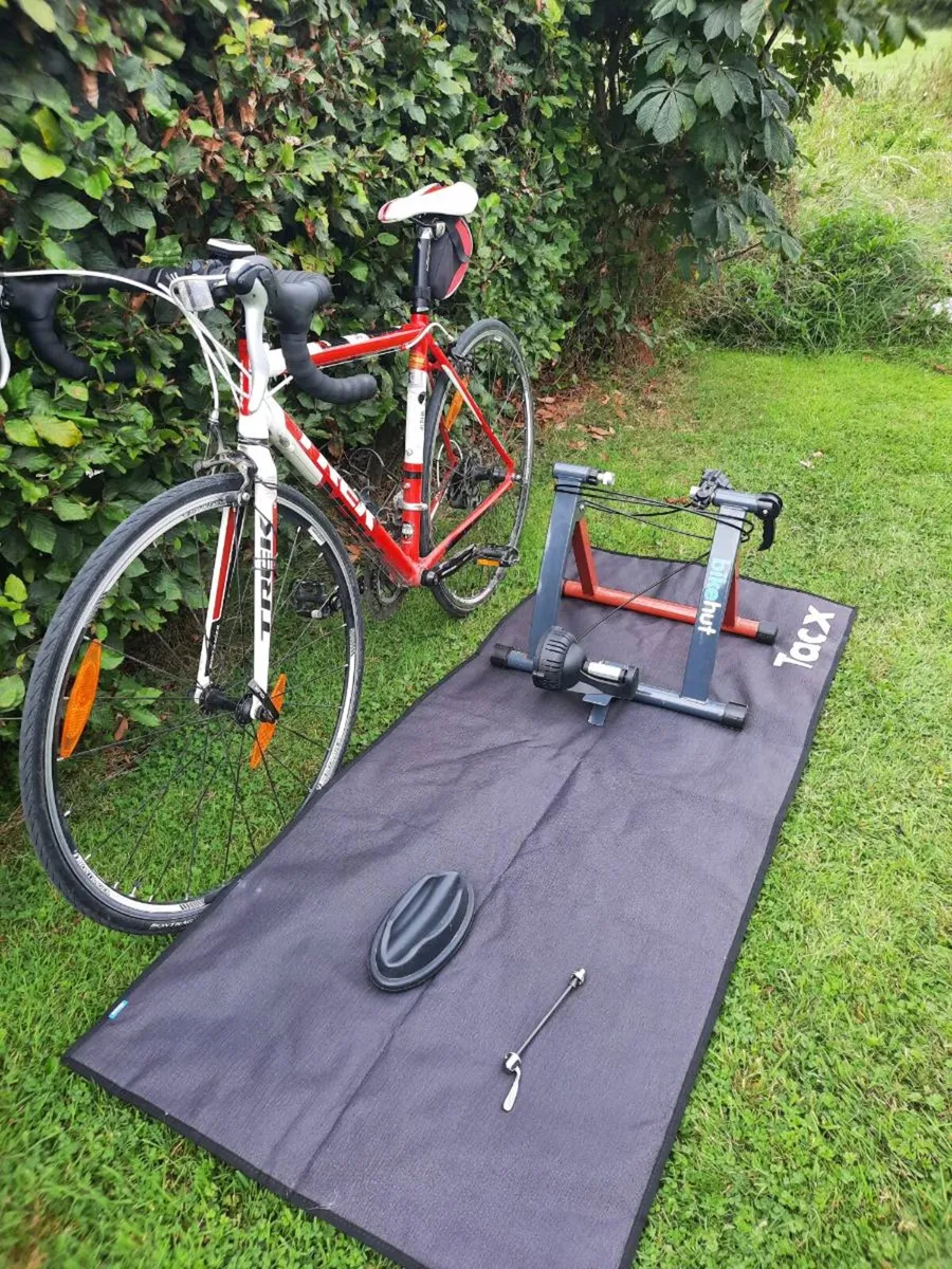 Road bike & turbo trainer - Image 1
