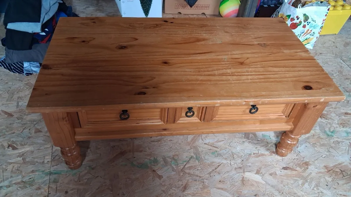 Coffee tables x 2 - Image 1