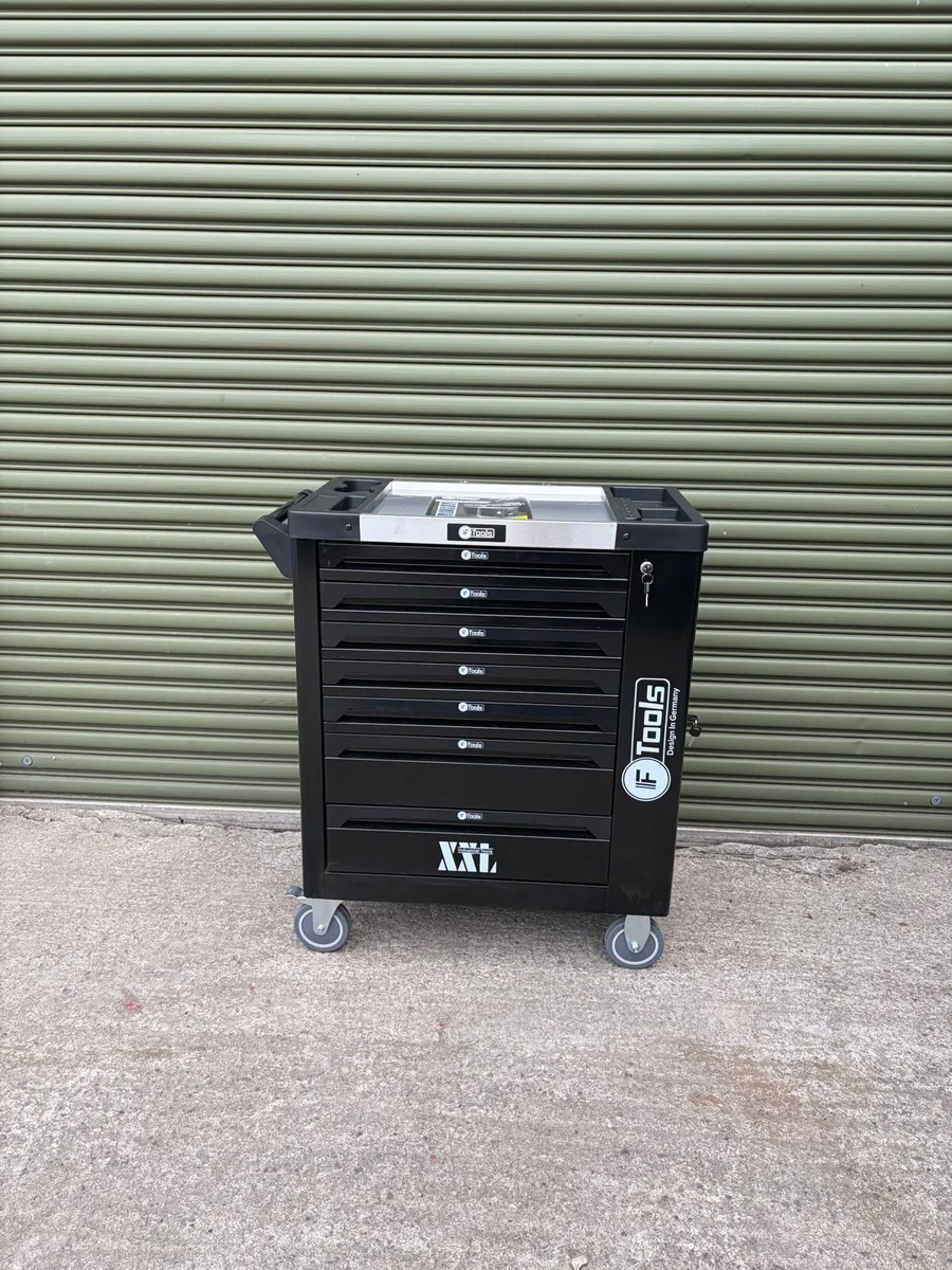 Brand New 7 Drawer Tool Chest Full Of Tools - Image 1