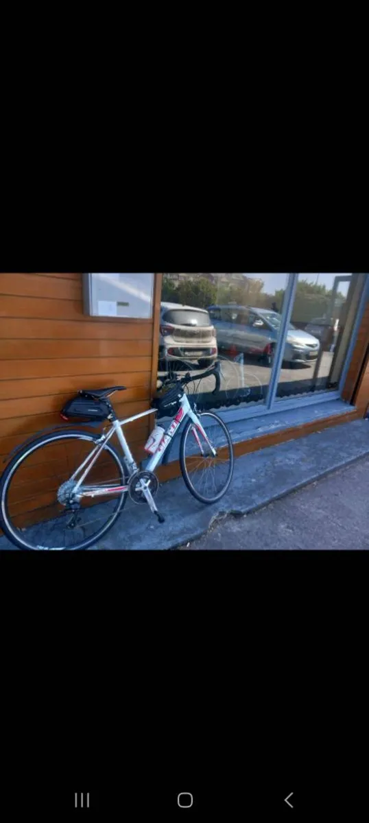 ROAD BIKE - Image 4