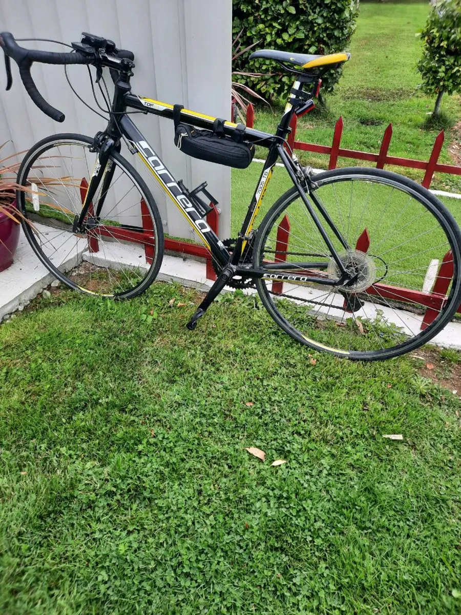 Road bikes - Image 1