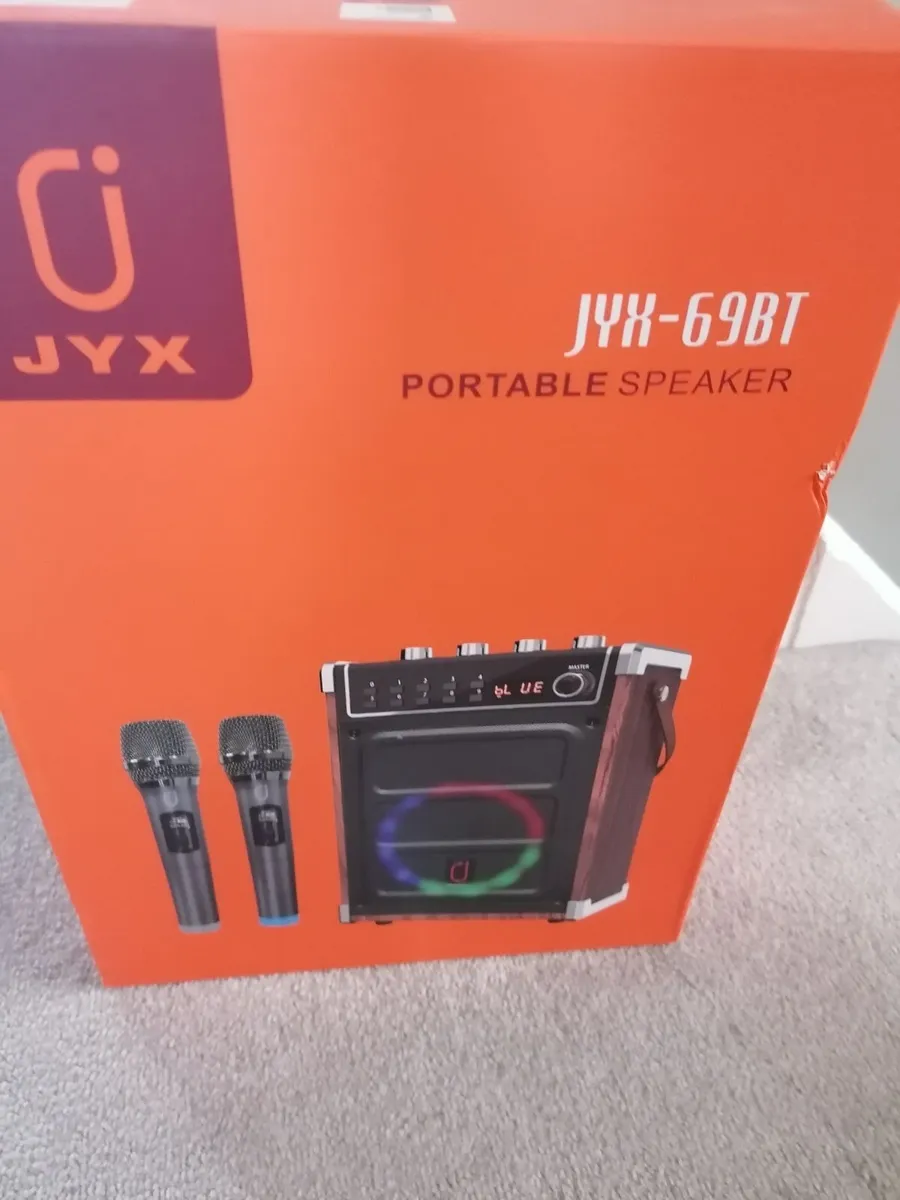 New Speaker / Karaoke with 2 microphones - Image 2