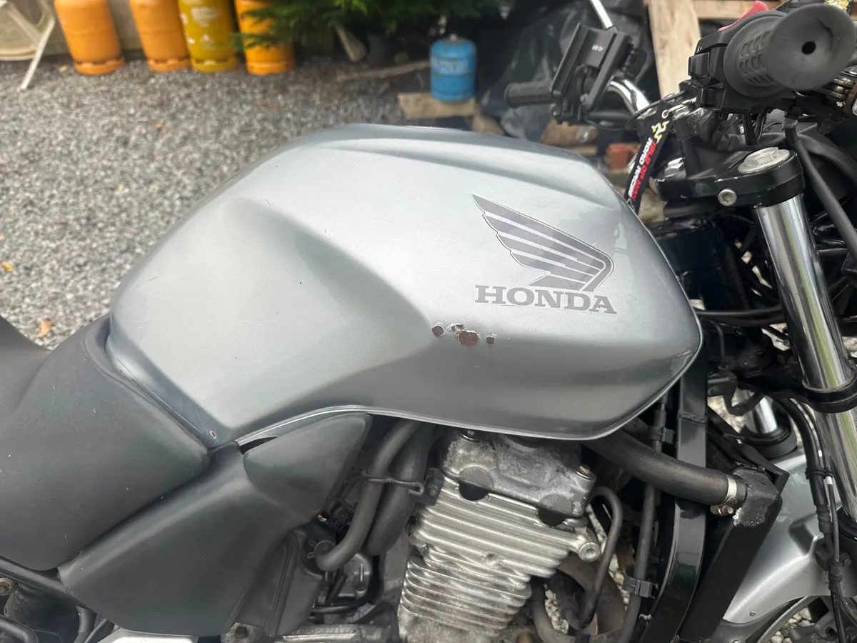 Honda CBF 500 - Silver - Image 3