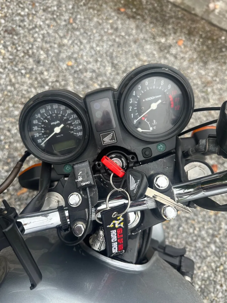 Honda CBF 500 - Silver - Image 4