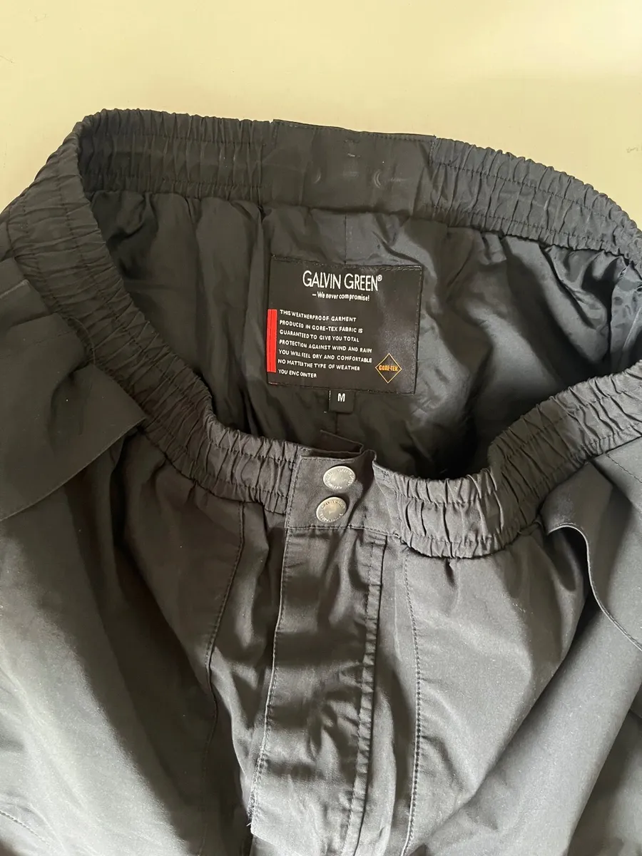 Galvin Green Golf Wetgear Jacket and Pants - Image 2