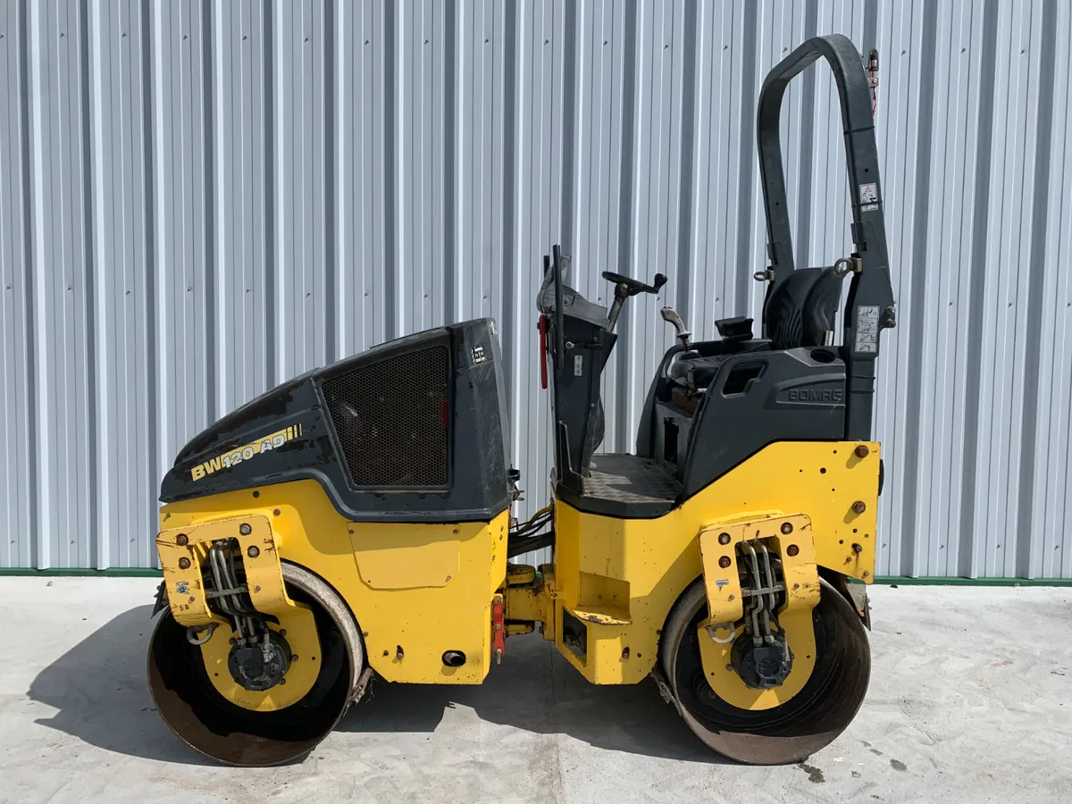2014 BOMAG BW120AD-5 TWIN DRUM ROLLER FOR AUCTION - Image 2