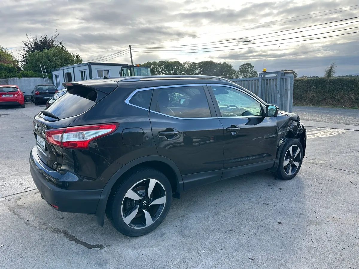 171 Qashqai damaged repairable - Image 4