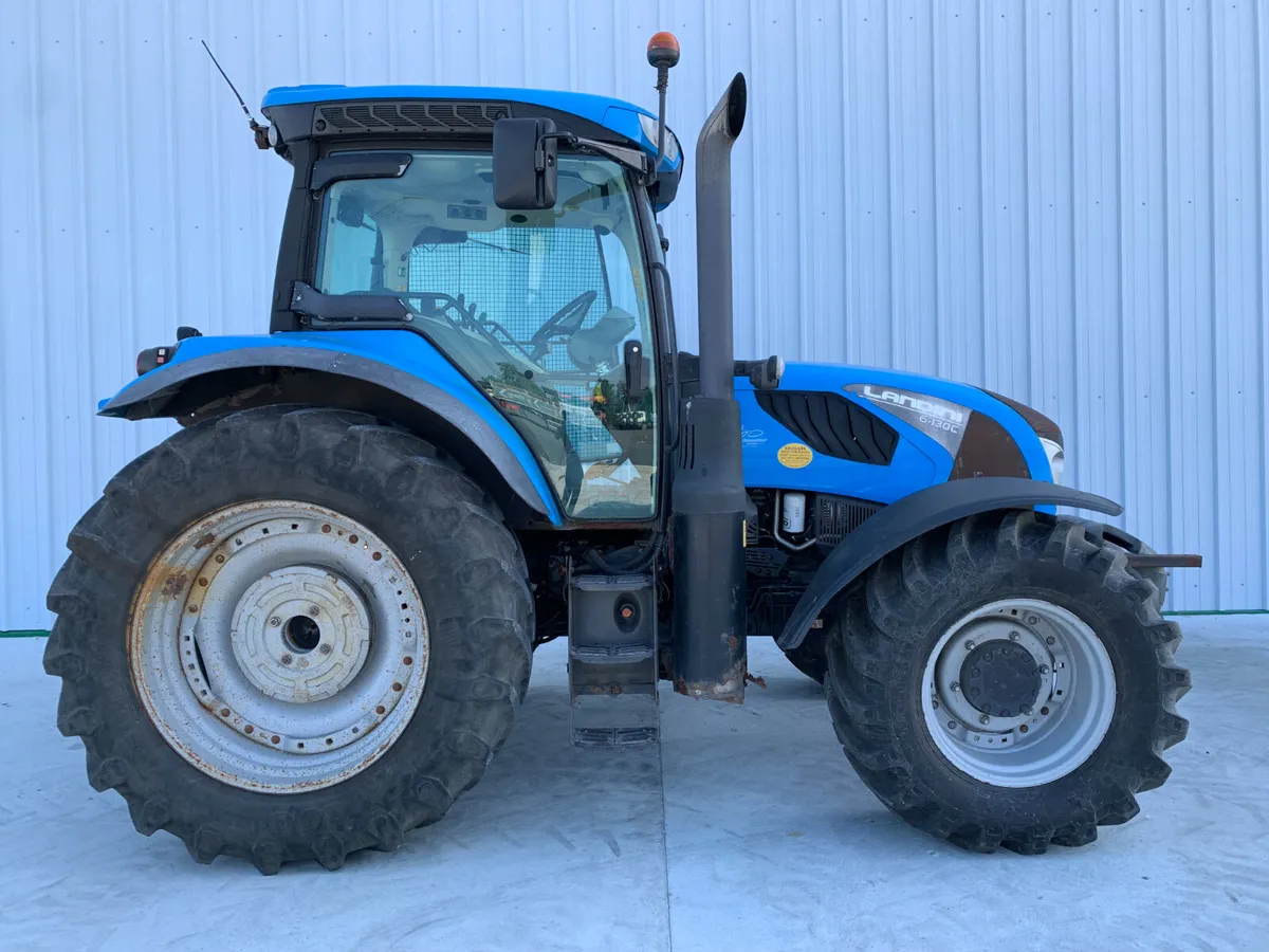 UNRESERVED 2016 LANDINI 6-130C 4WD TRACTOR - Image 3