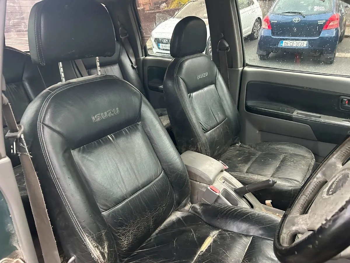 Isuzu D-Max 2007 - Image 2