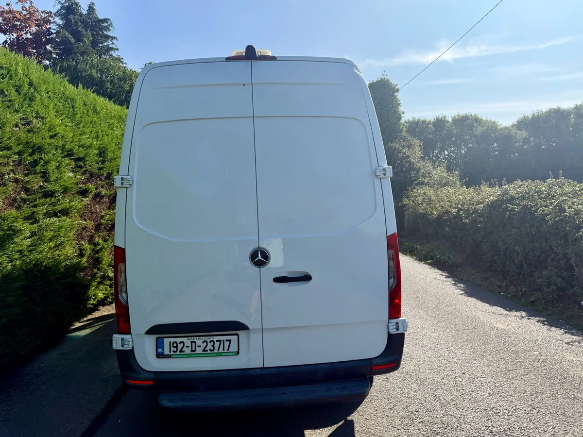 2019 Mercedes Sprinter 314/36 RWD LOW KLMS - Image 4