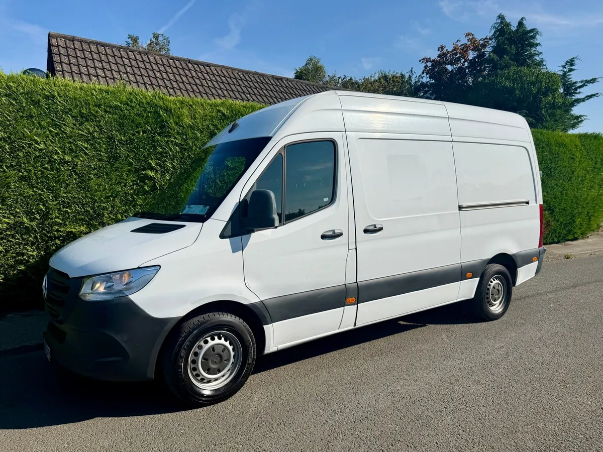 2019 Mercedes Sprinter 314/36 RWD LOW KLMS - Image 1