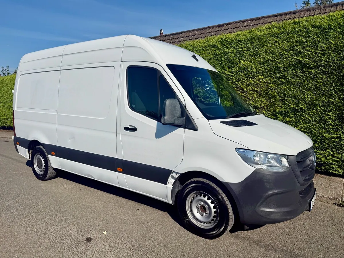 2019 Mercedes Sprinter 314/36 RWD LOW KLMS - Image 2