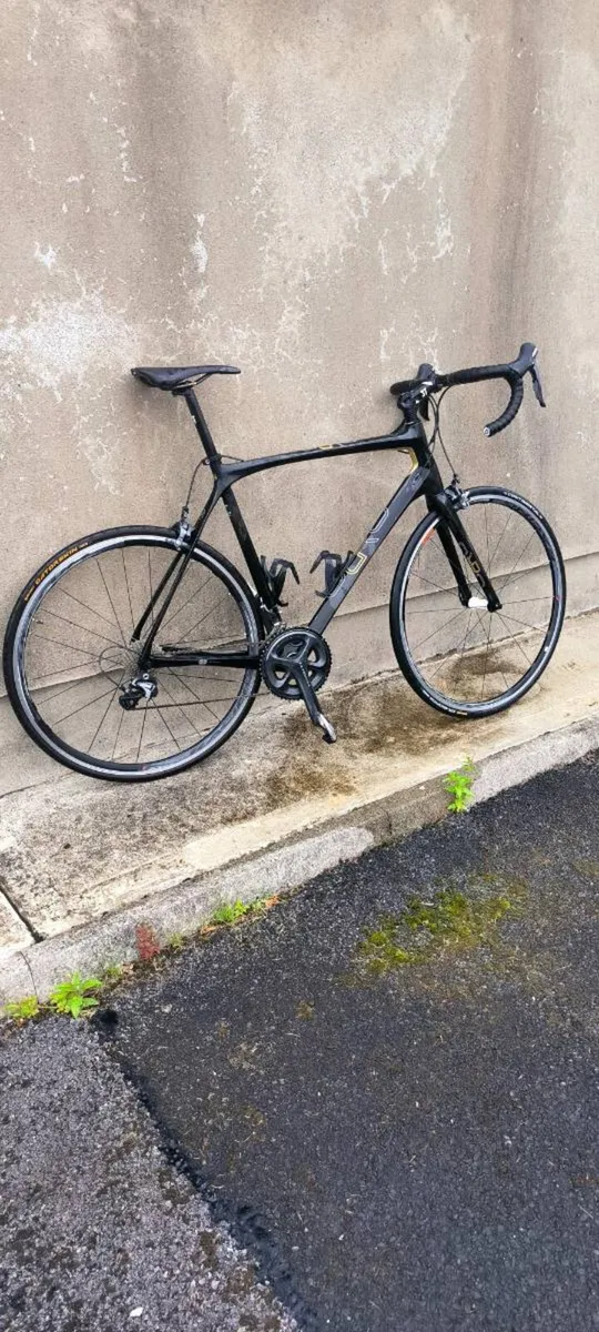 ORRO Gold Full Carbon Road Bike - Image 1