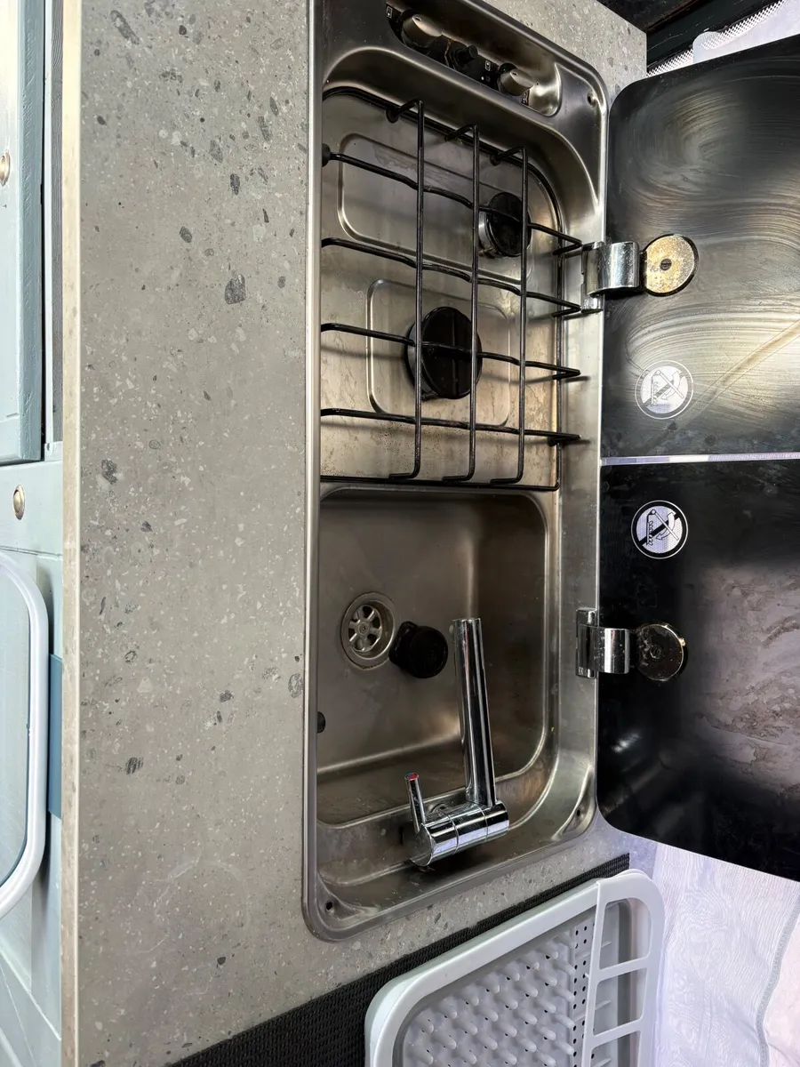 Campervan - Image 4