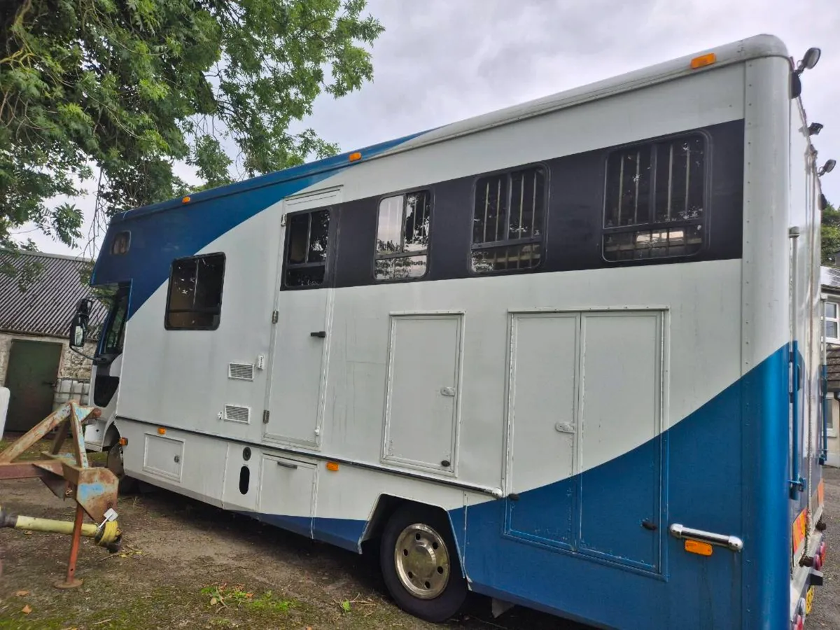Horse lorry - Image 2