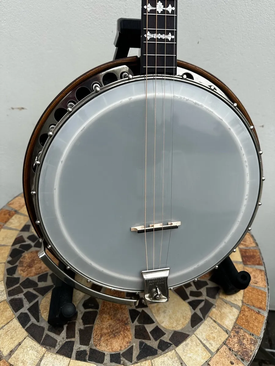 Paramount Leader Tenor Banjo - Image 2