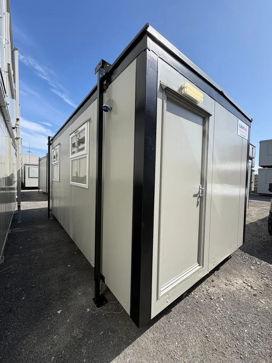 20ft x 10ft (6m x 3m) Open Plan Office - Image 4