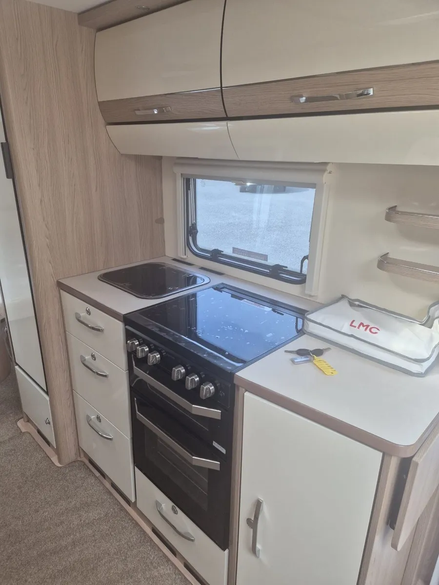 Lmc exquisite vip 4 berth luxury caravan 2023 - Image 3