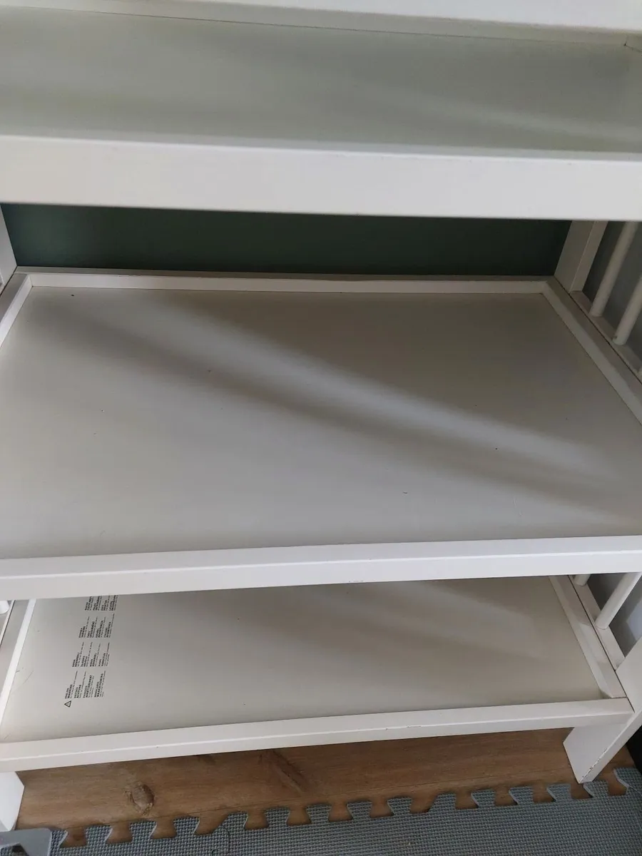 Baby changing table - Image 4