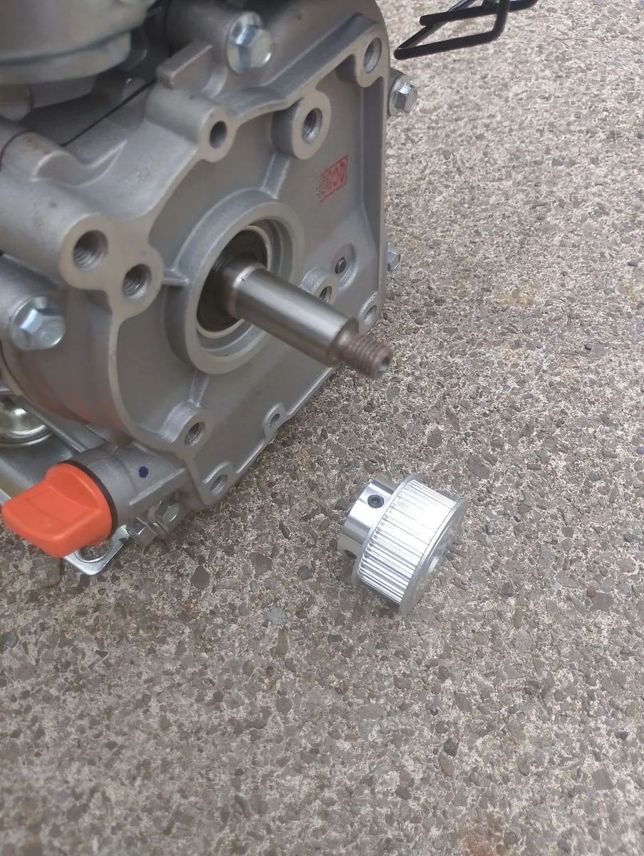 Linx petrol engine Belle mixer - Image 3