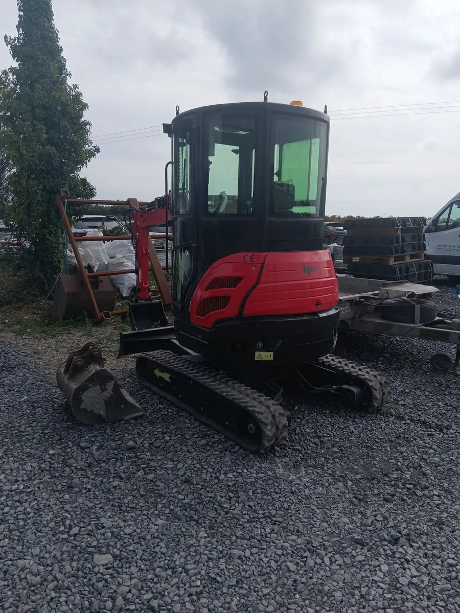Excavator - Image 1
