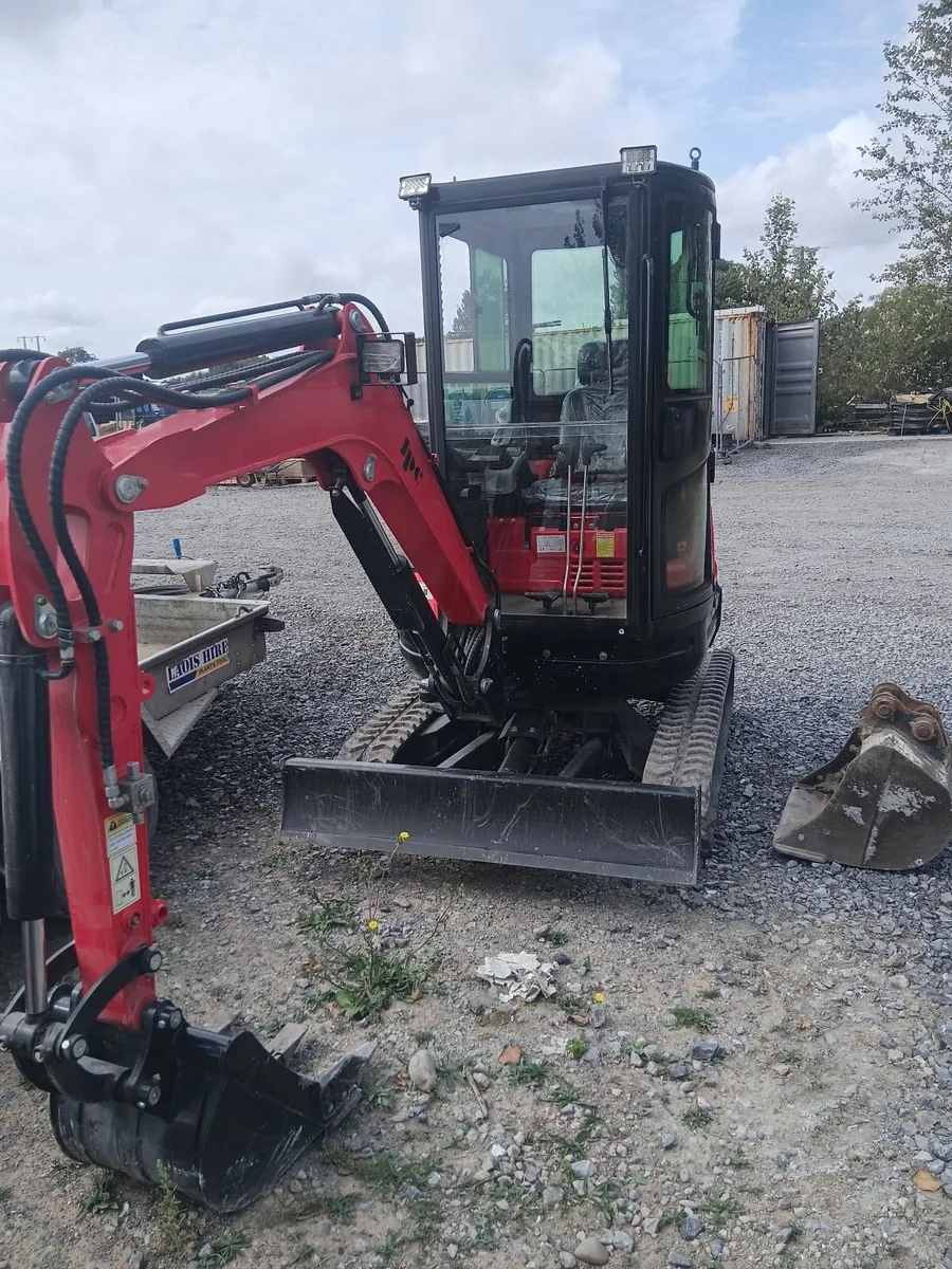 Excavator - Image 3