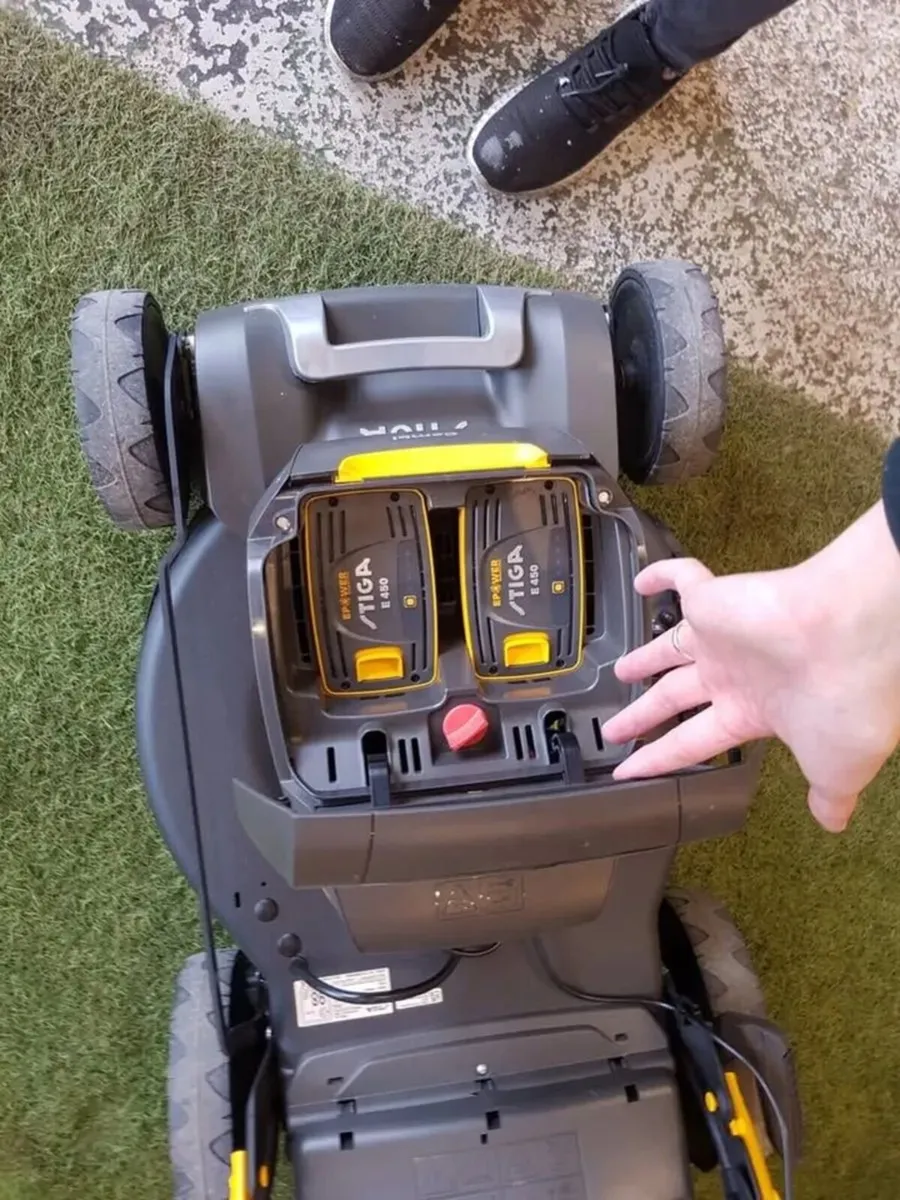 STIGA COMBI 753E V KIT LAWNMOWER FOR SALE - Image 3