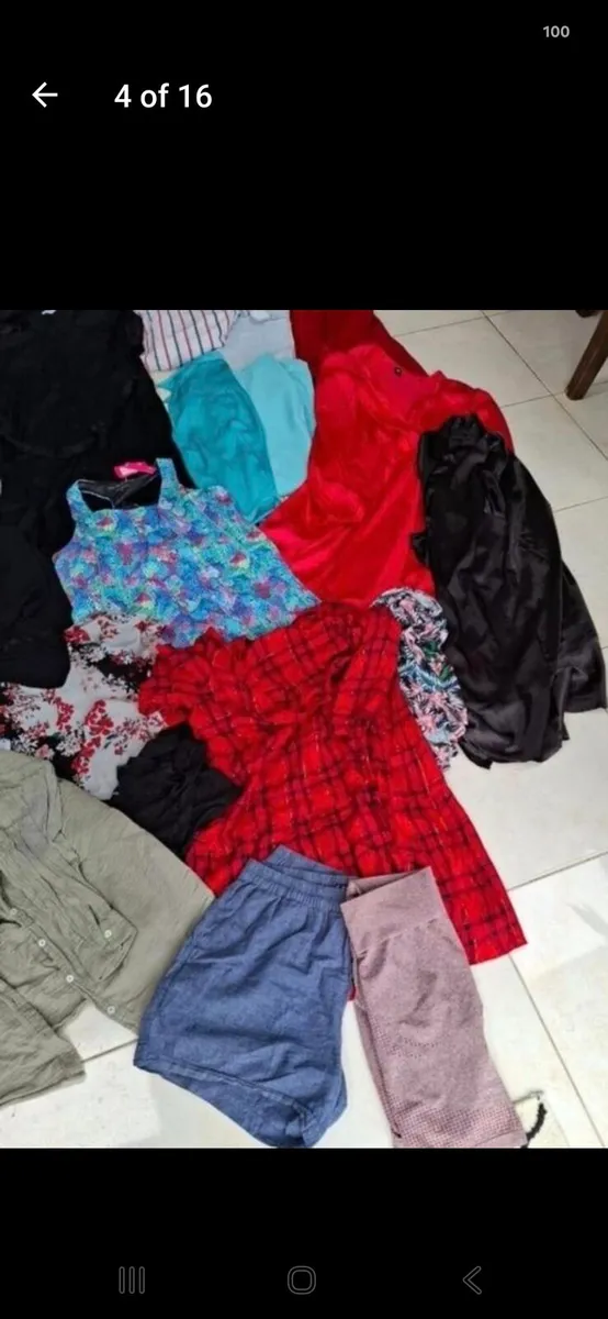 Ladies clothes bundle size xl - Image 3