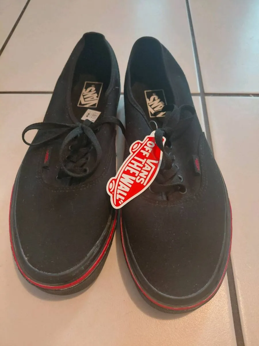 Mens Vans Flame trainers - Image 1